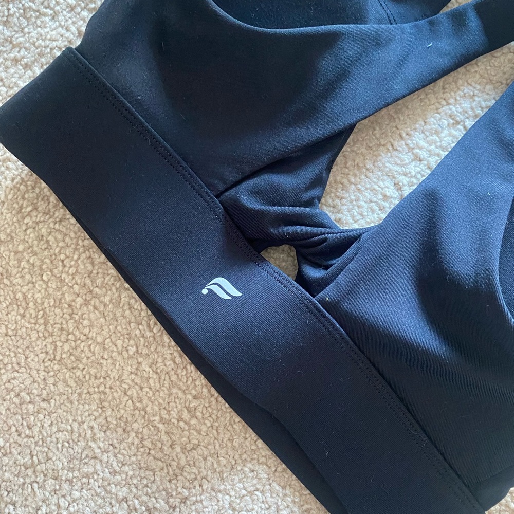 SOLD Fabletics bra bundle - Picture 3 of 3
